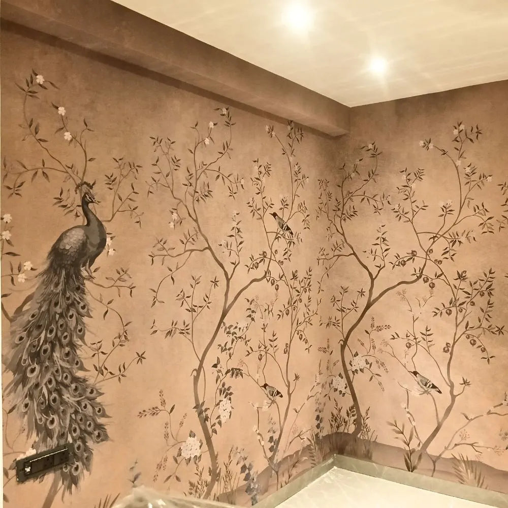 ورق حائط بنمط Chinoiserie Peacock Blooms الاستوائي للجدران